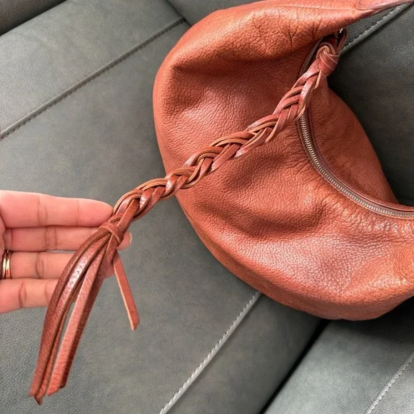 BANANA REPUBLIC Tan Leather Braided Handle Bag πππ - Picture 6 of 8